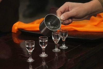 原浆酒 新酒初成，并非佳饮