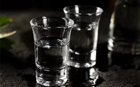 中国白酒是否需要醒酒？